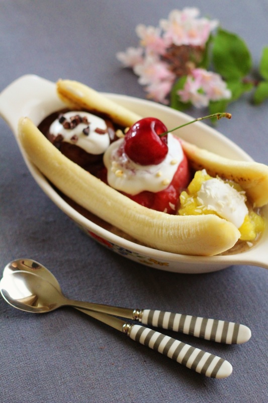 Classic Banana Split (With a Twist!) - Get the recipe at www.beverleynoseworthy.ca